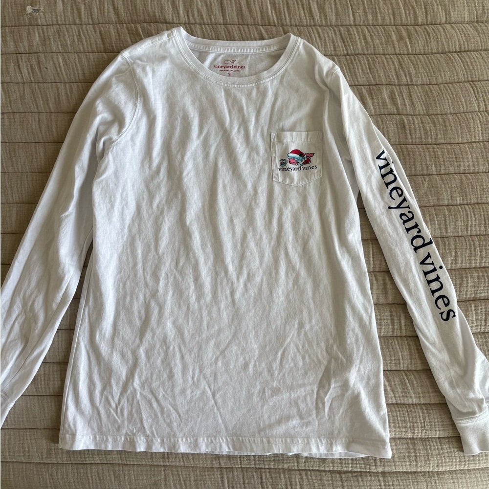Vineyard Vines pocket tee